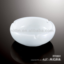 Horno de porcelana blanco duradero y durable cenicero redondo seguro